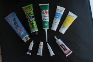 Makinë mbushëse e tubave kozmetikë nënshkrimin tejzanor